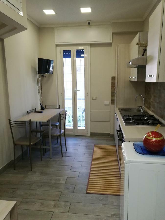 B&B Fratelli Nicoli Рим Экстерьер фото
