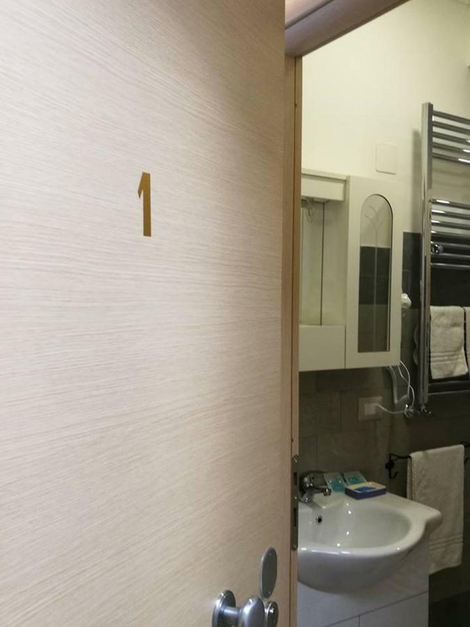B&B Fratelli Nicoli Рим Экстерьер фото