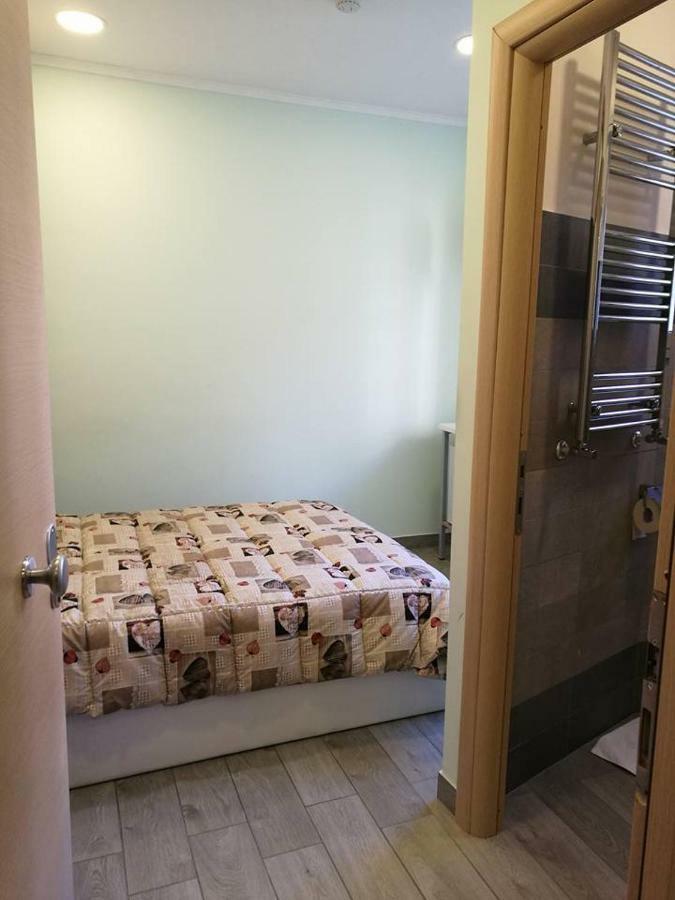 B&B Fratelli Nicoli Рим Экстерьер фото