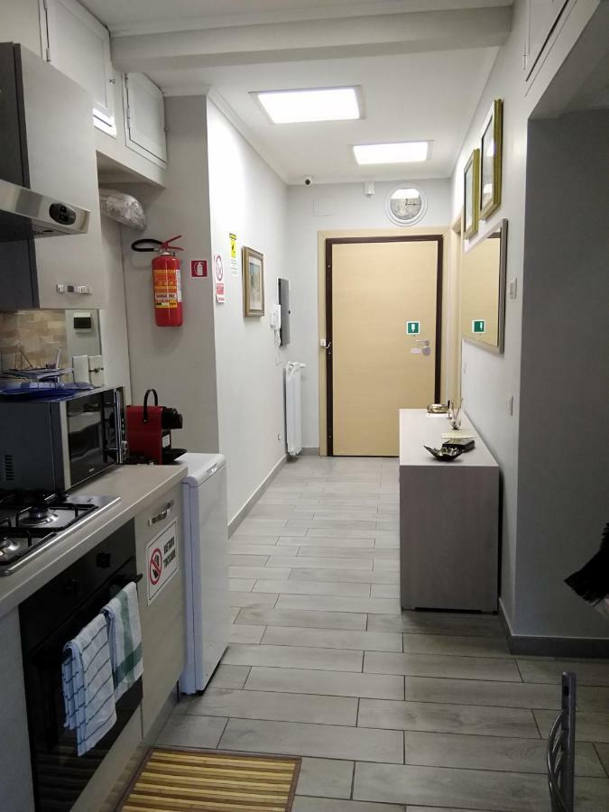 B&B Fratelli Nicoli Рим Экстерьер фото